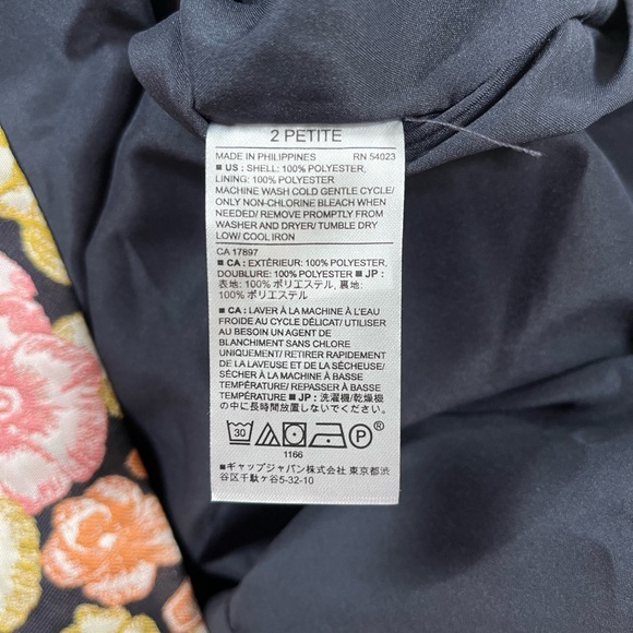 Banana Republic sheath Dress Size
2P Multicolor Floral Embossed
Jacquard - Picture 12 of 12